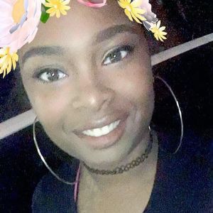 Meet your Posher, Tayler